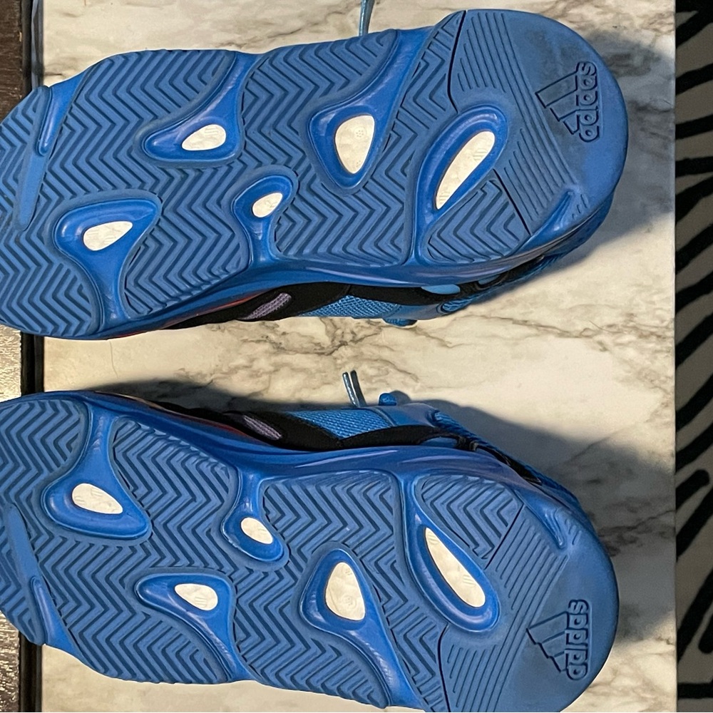 Adidas Yeezy Boost 700 Sneaker - Picture 8 of 8